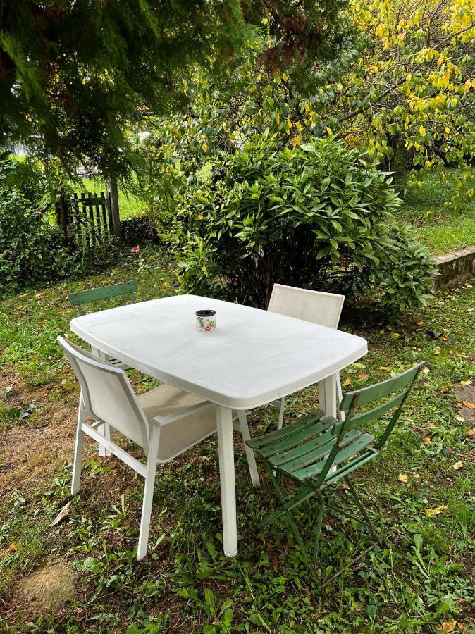 Les Cantinieres - Bourgoin Jallieu - Jardin Prive Ruy-Montceau Екстер'єр фото